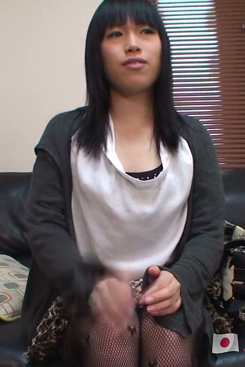 Petite Japanese teen takes POV creampie