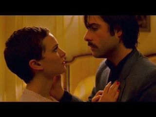 Adegan seks Natalie Portman di hotel Chevalier Scandalplanet.c
