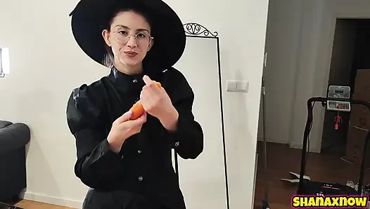 COSPLAY-HEXE, DIE DEINEN ARSCH ISST, VERSCHLINGT ESSENSFETISCH