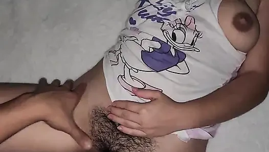 Xxx üvey kız kardeşimin içine ev yapımı dölleme