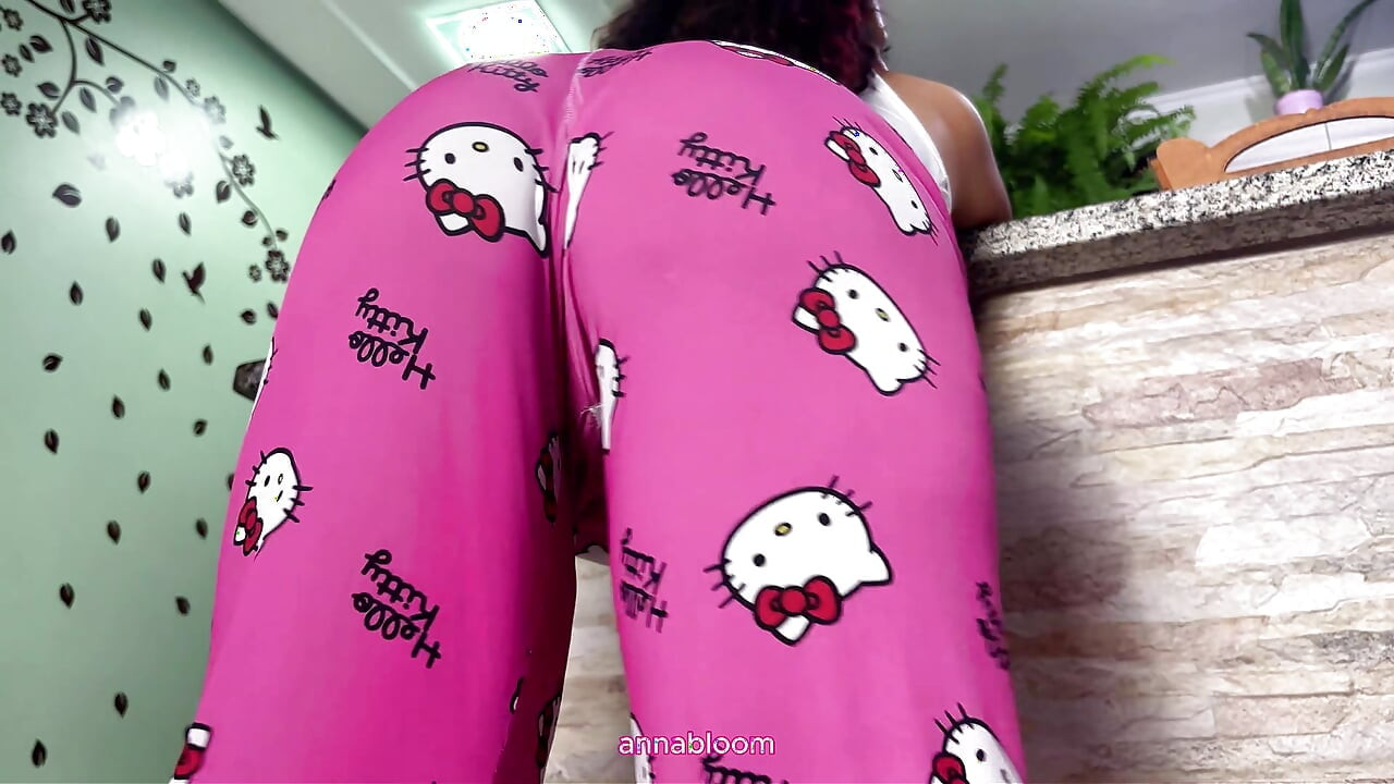 청바지 레깅스와 파자마의 Annabloom 큰 엉덩이 후장 후장