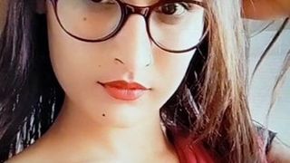 Запрос друга № 14, сексуальная шлюшка Neelam Bhabhi