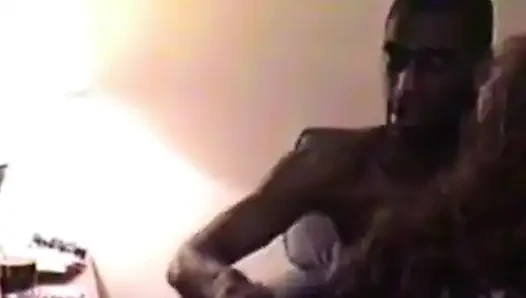 Kecanduan kontol besar pria kulit hitam - istriku suka banget sama kontol besar pria kulit hitam