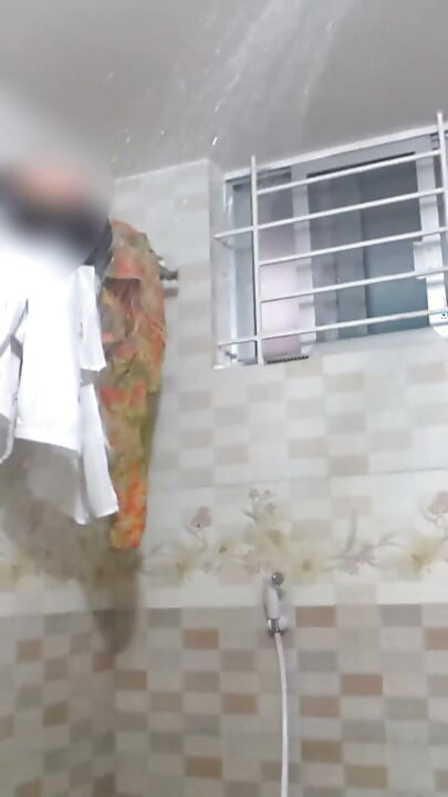 Beautiful Girl Taking Shower & Shaking Tits