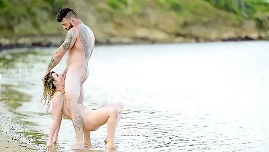 Shoreside Featuring Charlie Forde, Logan Stapleton