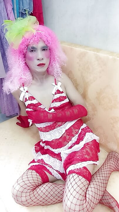 Oanh Le transgender wearing sexy clothes porn masturbating too much pleasure