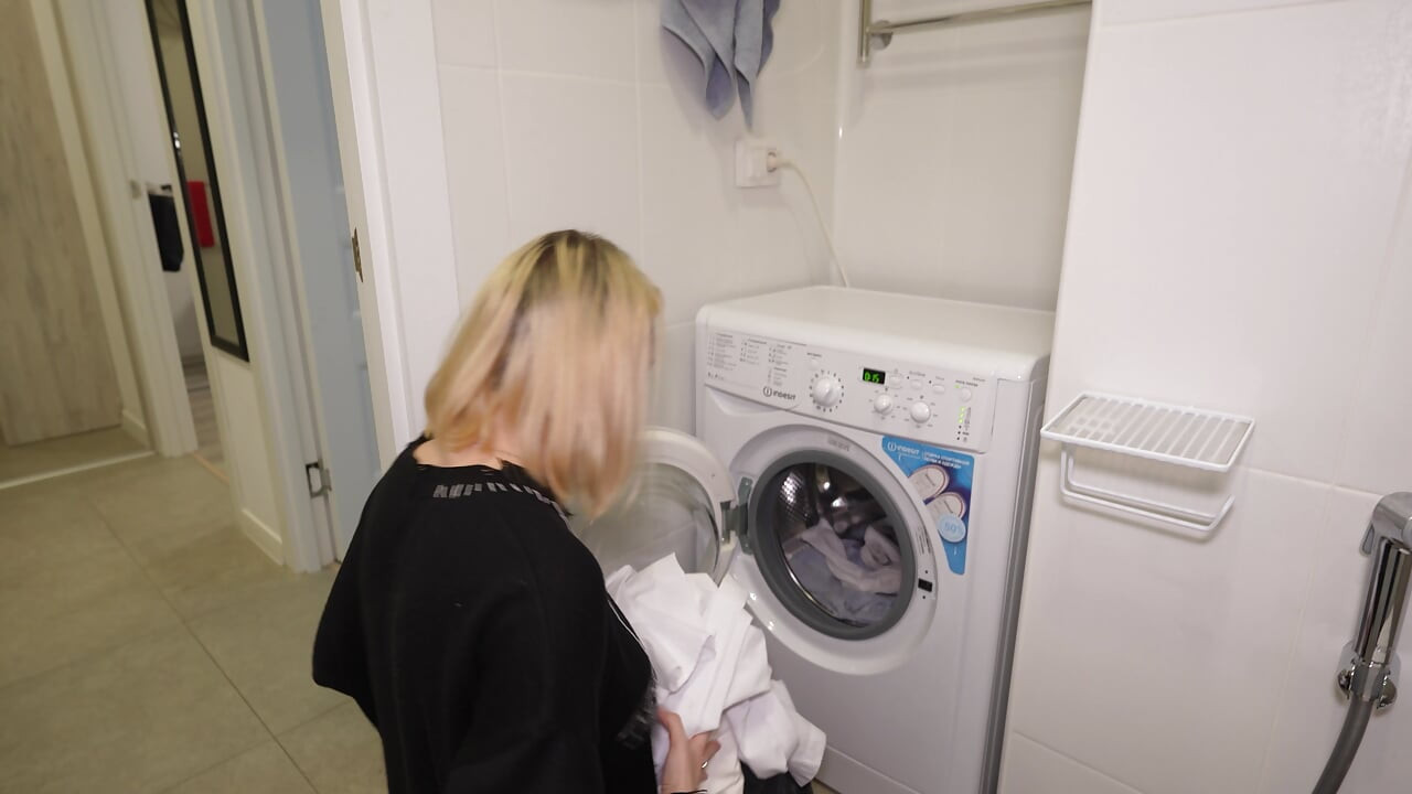 Ela não sentiu que foi atraída para uma armadilha, um açoitamento cruel em sua alma.