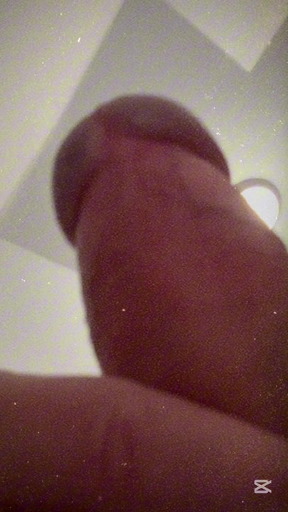 Calda sissy - trans con cazzi incredibilmente enormi