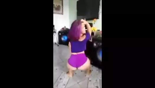 Sexy midget dancing