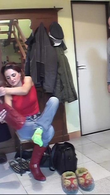 Must-see okamžik z "Krásná pečovatelka Sarah Star ošukaná mazaným dědou Mireckem"
