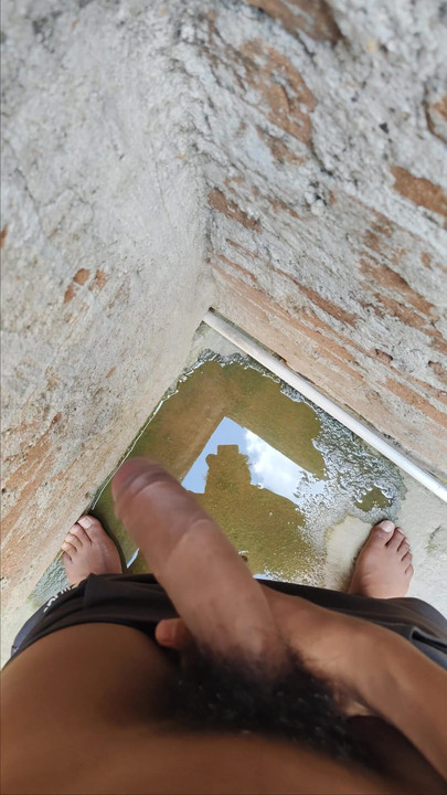 关键时刻是“我在浴室看到我热辣的妻子时正在做大师。