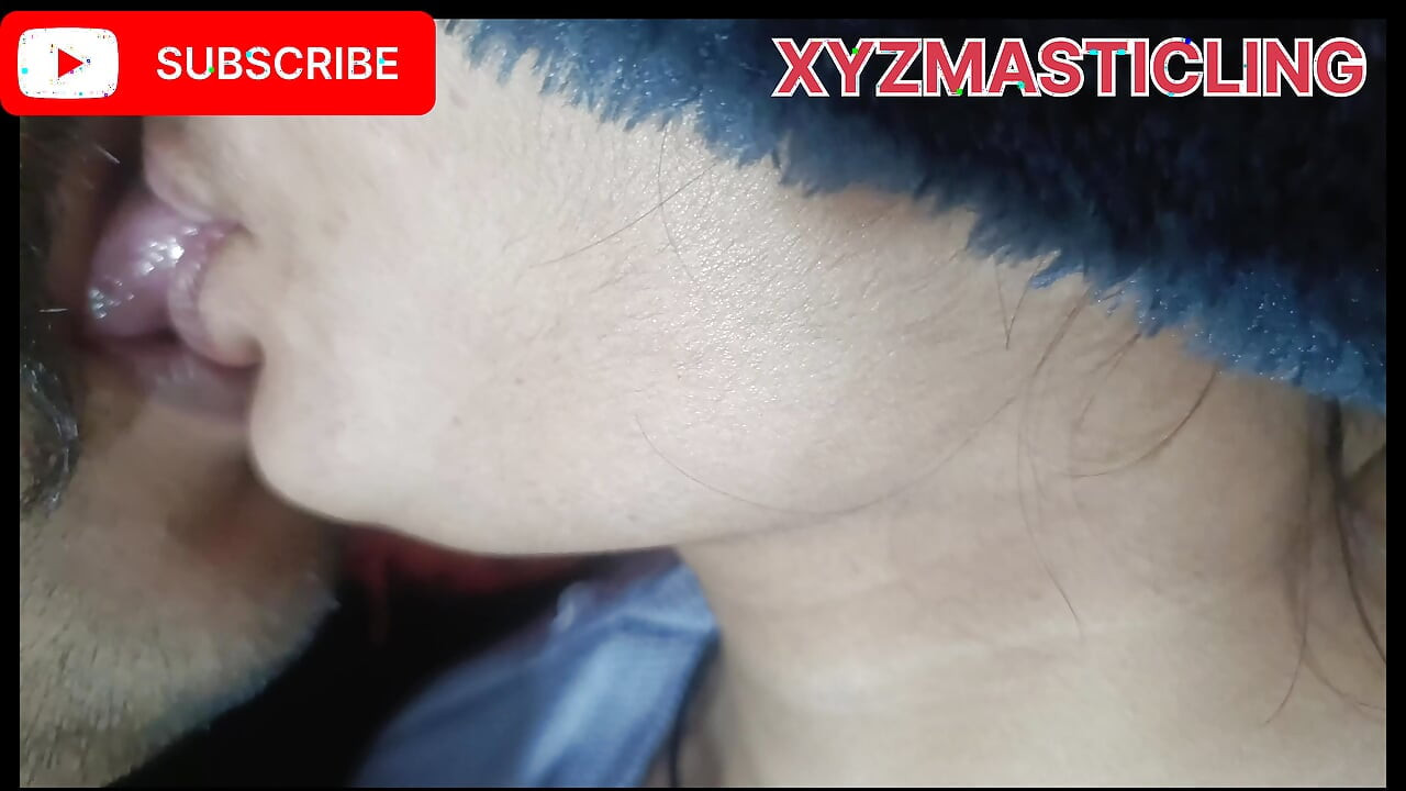 映画の熱いキスシーン