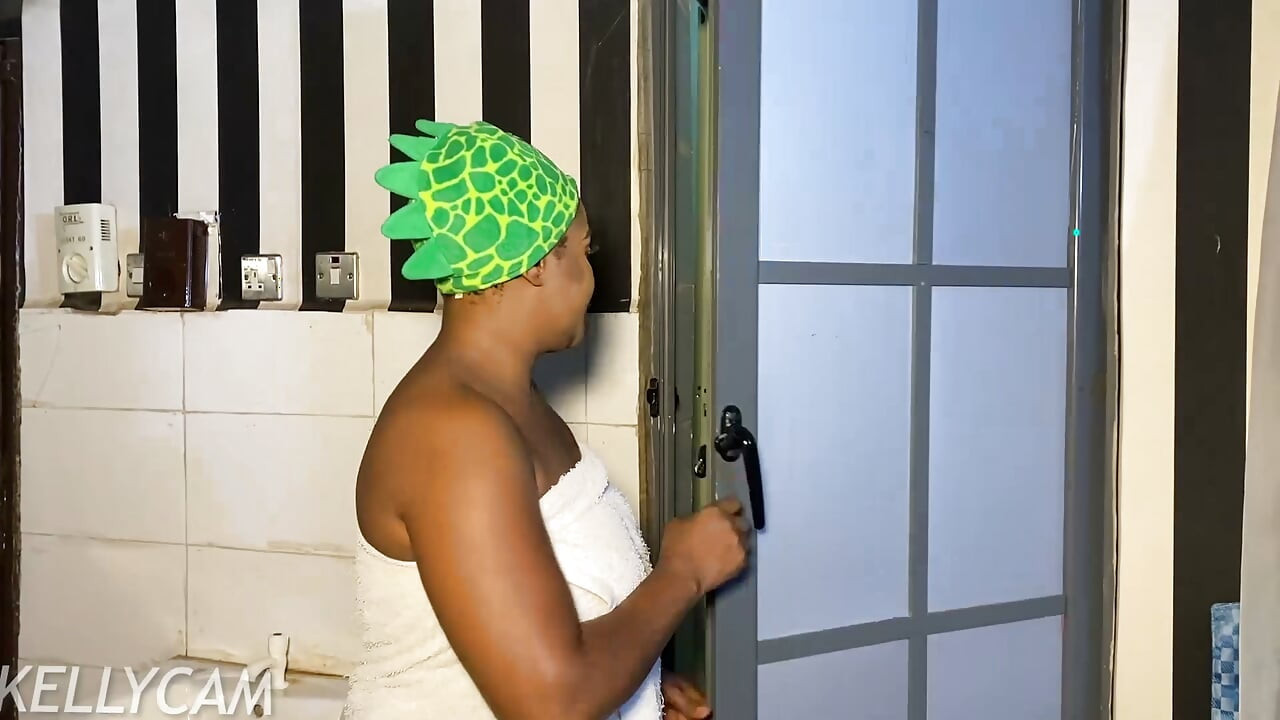 SHE COLLECTED CROCODILE FUCK WITH DIFFERENT STYLE FOR CHEATING ON ME