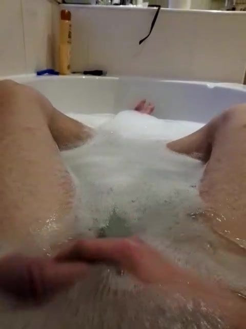 Who likes bubbles ?