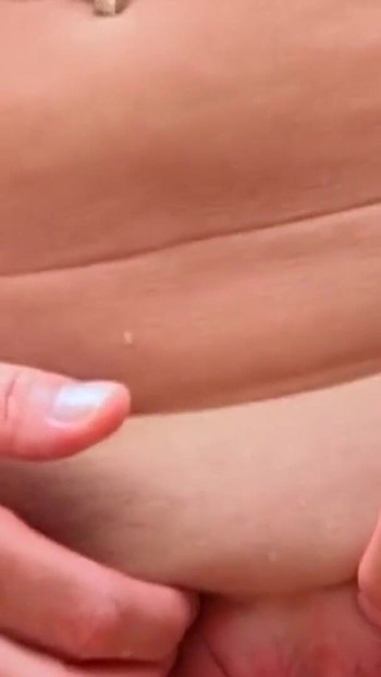 Mesti berkongsi detik dari "remaja nakal yang paling cantik pada tarikh dengan orang asing, Wenn Dia berhenti di dalam hutan untuk mengambil kencing yang dia tidak pernah terfikir"