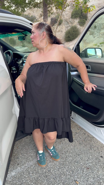 Hot Mom Maxine stripping in the parking lot trying not to get caught.  So HOT!