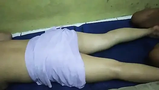 Üvey anne'nin amını emiyor tatlı dişi