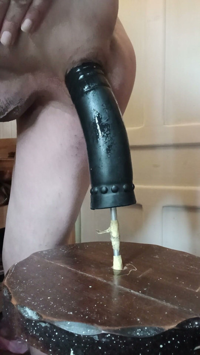 Pump and anal dildo