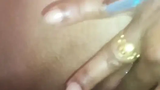 Сексуальная сводная сестра Queen4Desi и масляный массаж с трахом 69