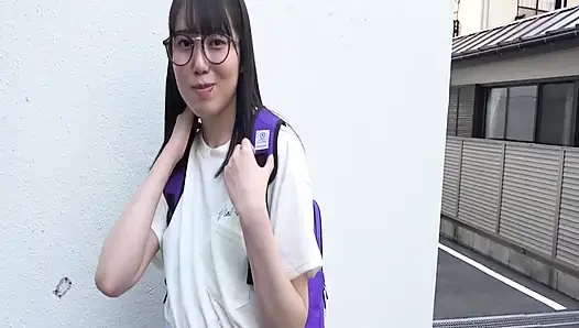 A161G08 Would you like to pick up a plain, introverted glasses-wearing girl and film her with an AV actor? Even the quiet maiden is passionate about sex, and she has insatiable sex!