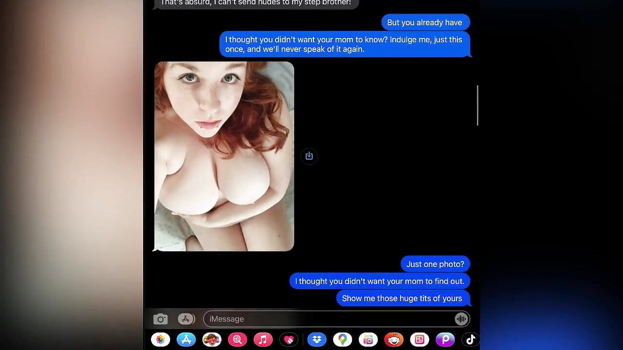 Gordita pelirroja hermanastra sexts accidentalmente hermanastro