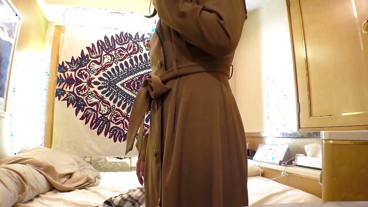 Part 1 Creampie with a High-profile, Furry-eared Cafe Girl! Cash-strapped and Having Sex with a Big Customer!