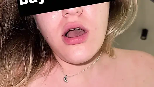 Глубокая глотка грудастой жены-блондинки, наездница и страстный миссионерский трах в видео от первого лица
