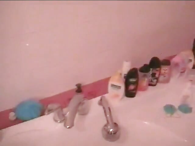 Deslumbrante gata tcheca e seu namorado fazendo uma fita de sexo em sua casa