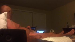 Masturbándose mientras caming