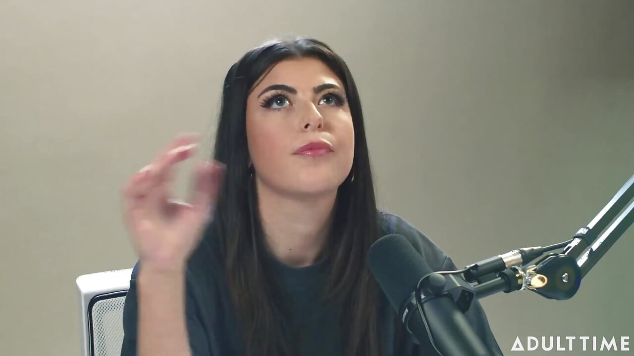Gal Ritchie: Spiegler Girl & Hentai Lover the Adult Time Podcast