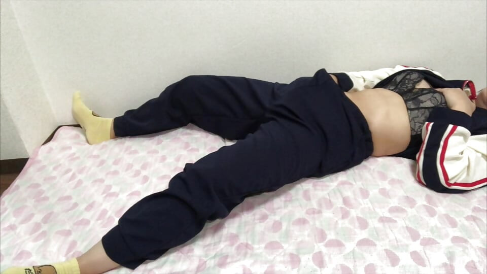 Nanny before studying. #short bob with black hair#149cm short height#small breasts