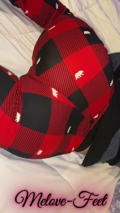 Compilation of Melove's Delicious Butt in tight Pants | Clip 3