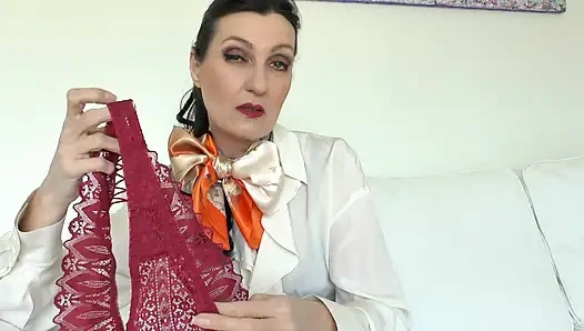Mengendus celana dalam dan muncrat! Lady Victoria Valente