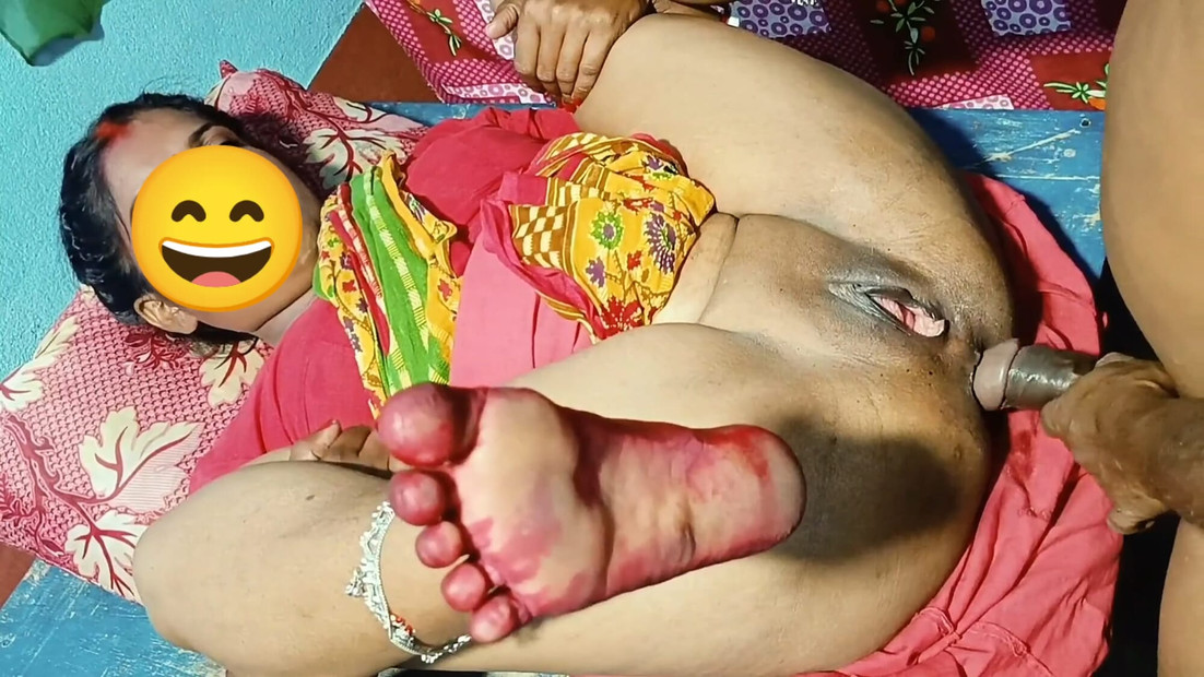 Country bhabhi's ass