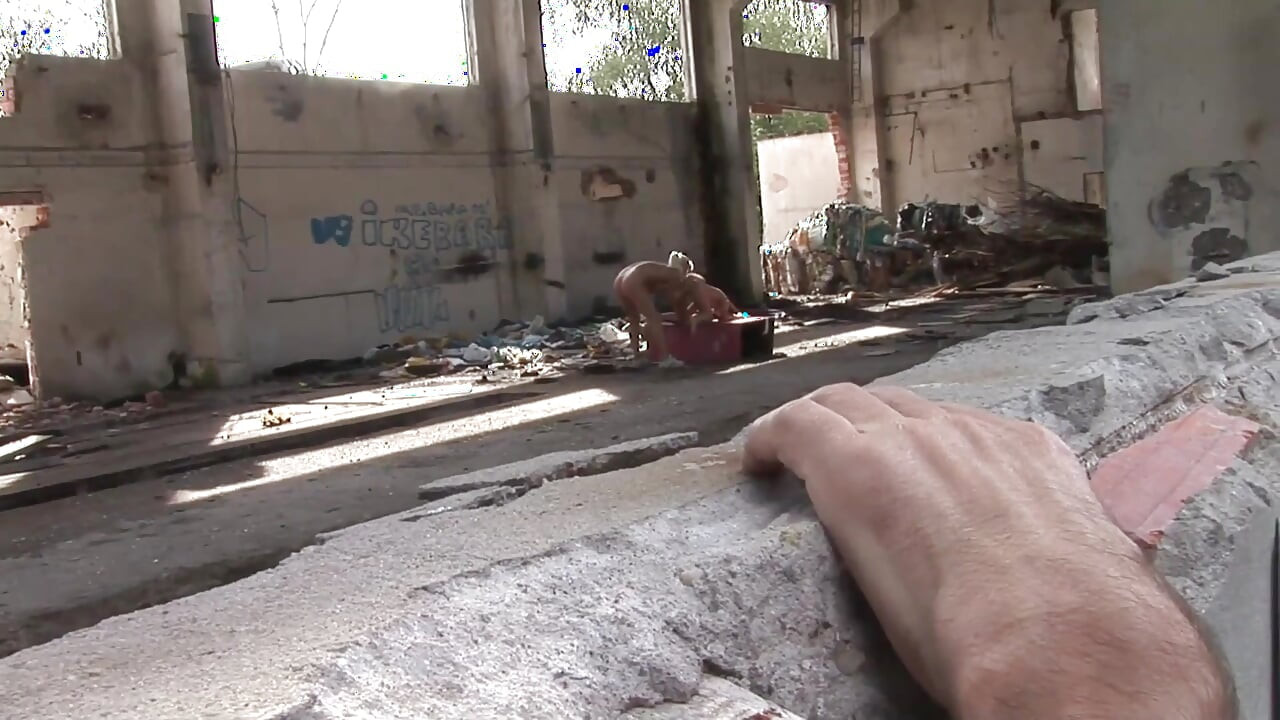 Outdoor threesome fuck for blonde babe