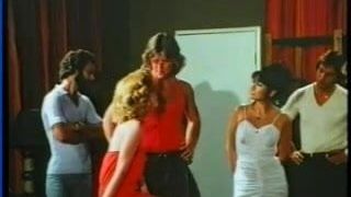 Mai lin vs serena (1982) escena 4