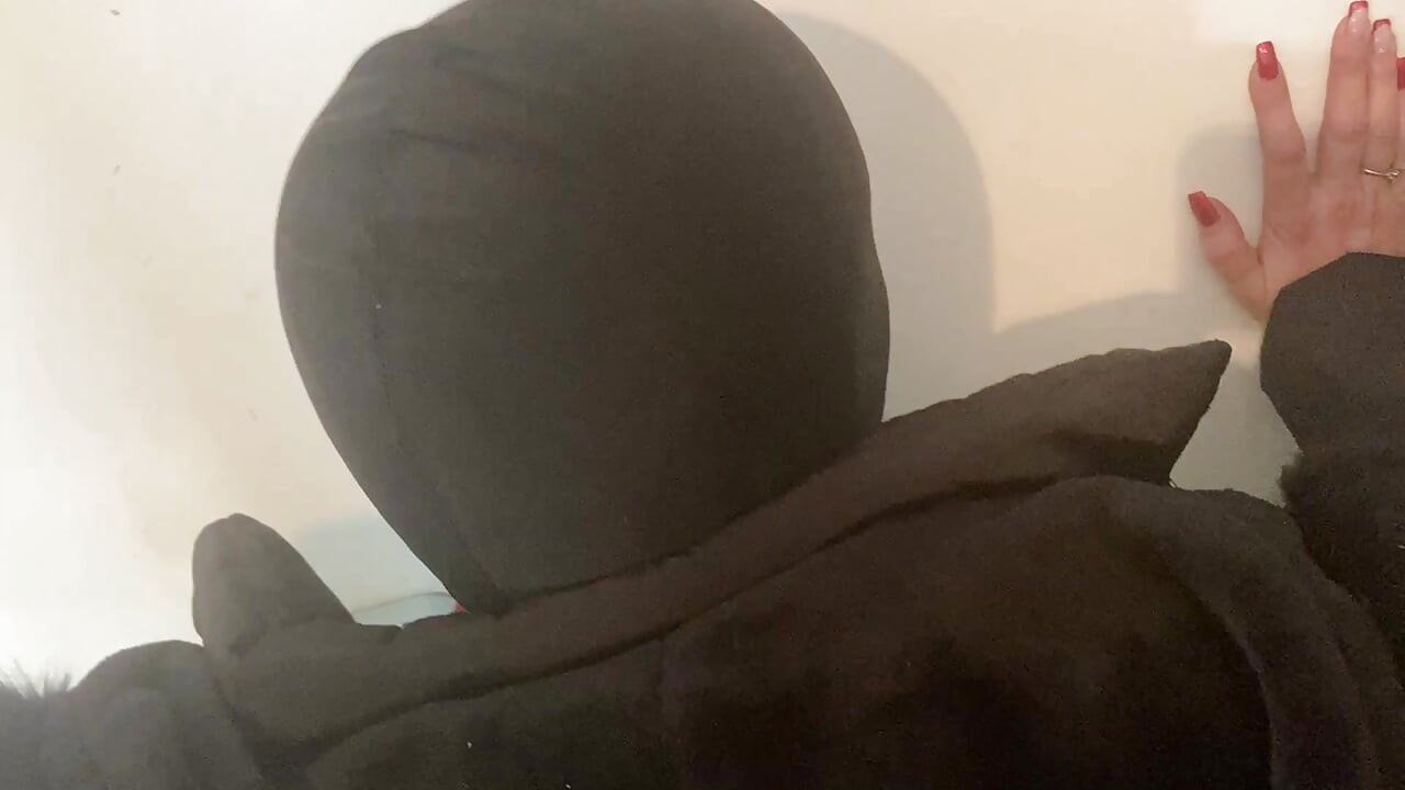 熟女的冒险 ep 21 一个婊子被困 bc