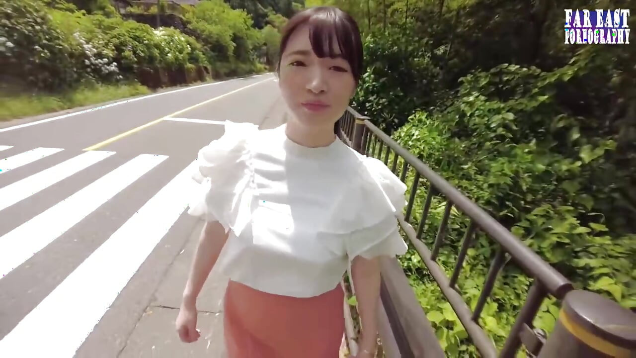 Wet-mark περιπλανηθείτε καθώς αφήνει ένα άτακτο λαμπερό μονοπάτι όπου κι αν γυμνωθεί 1ο μισό