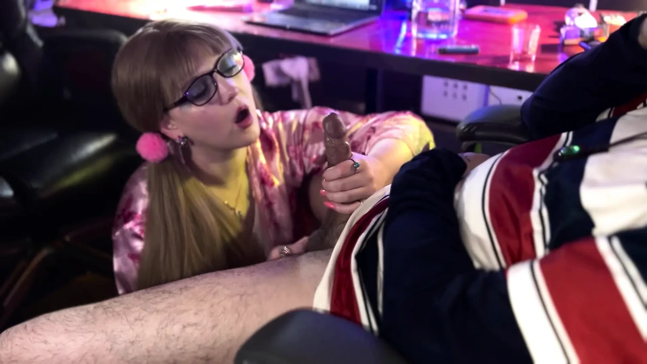 A Compilation of My Latest Handjob and Creampie Cumshots!