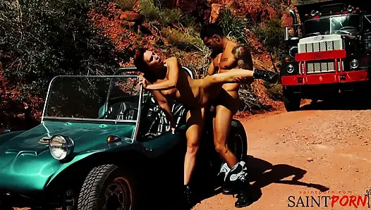 Jayme Janes Heats Up The Desert With Sex And Cum Swallowing