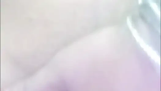 mamta bhabi ne chut main ungli kar ke pani nikali