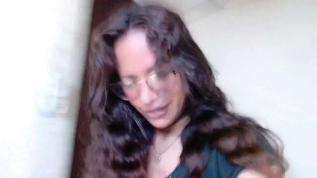 Venezuelan Anne Michelle masturbates until she gets her pussy creamy