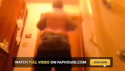 Slow dace ziehst dich mit mir beim ersten date aus