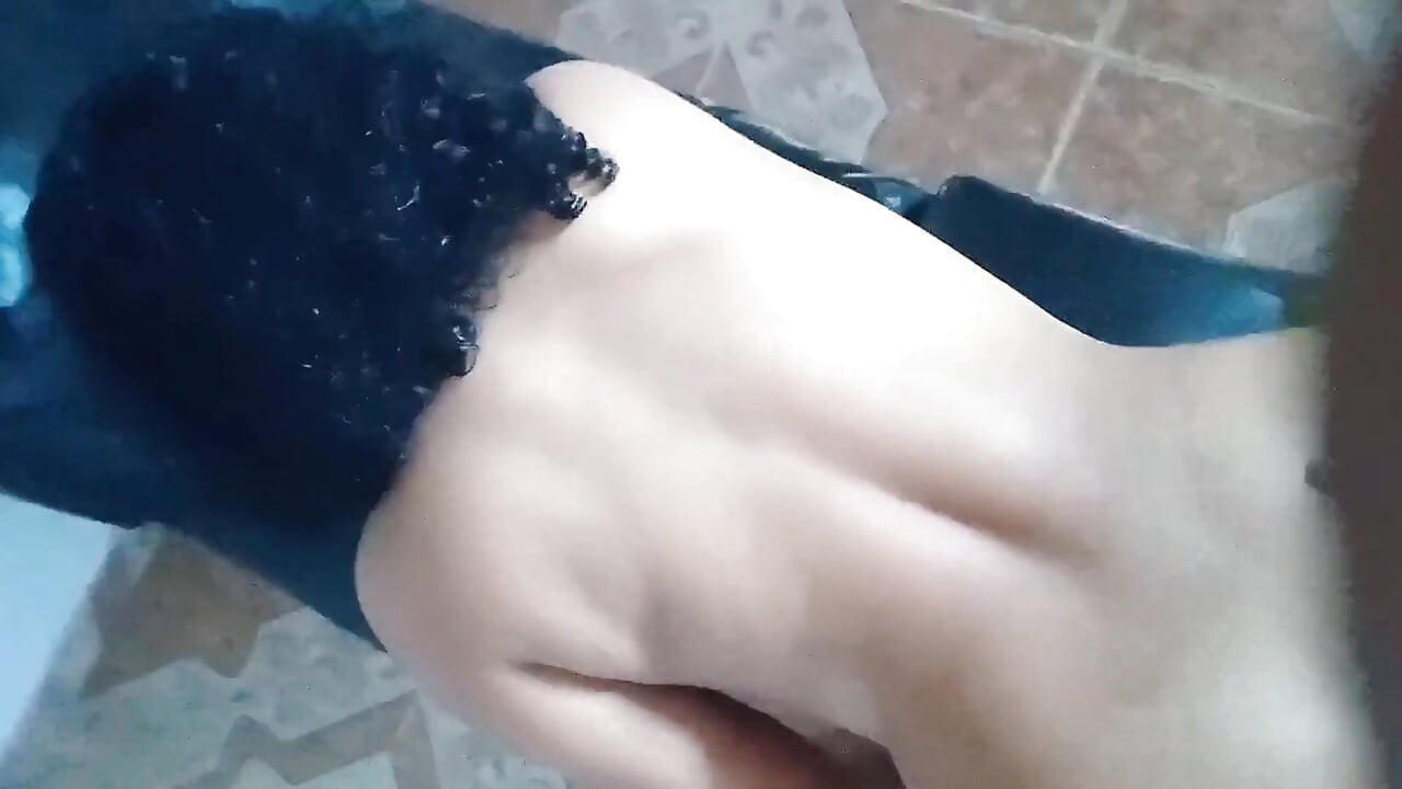 Kardeşimin Kız Arkadaşıyla Seks Bölüm 2