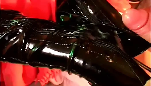 Cewek-cewek Cantik Yang Provokatif