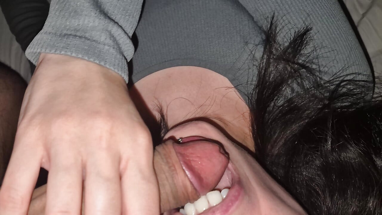 18 year old club girl did not expect to have an orgasm this night.
