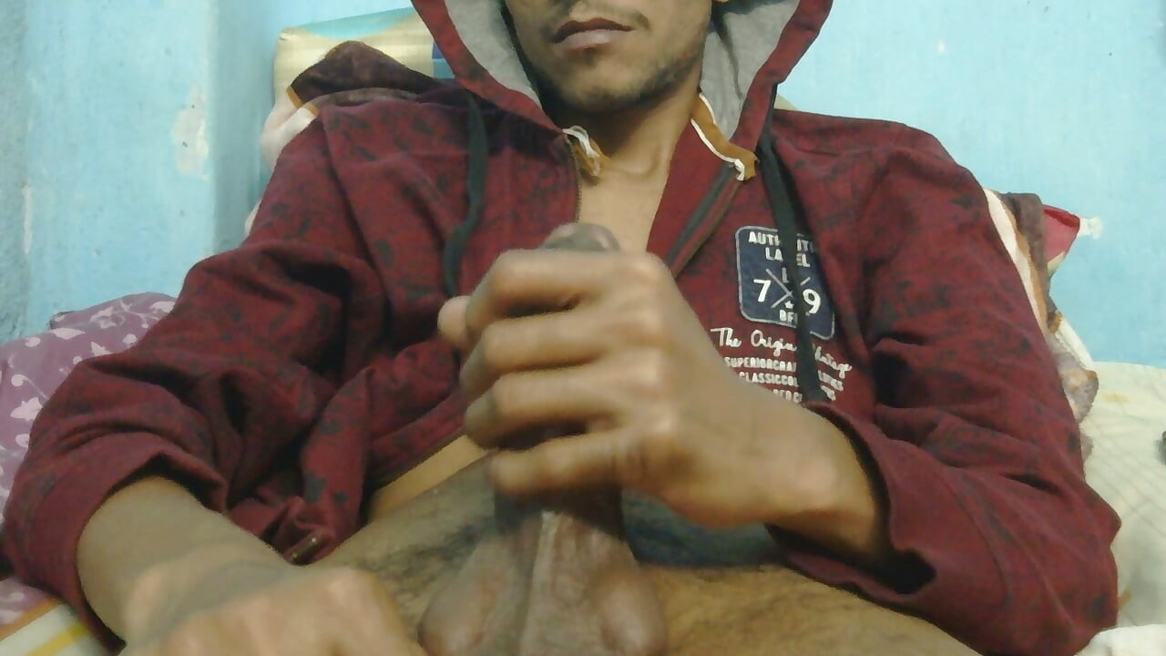 Грубая дрочка моему большому жесткому члену