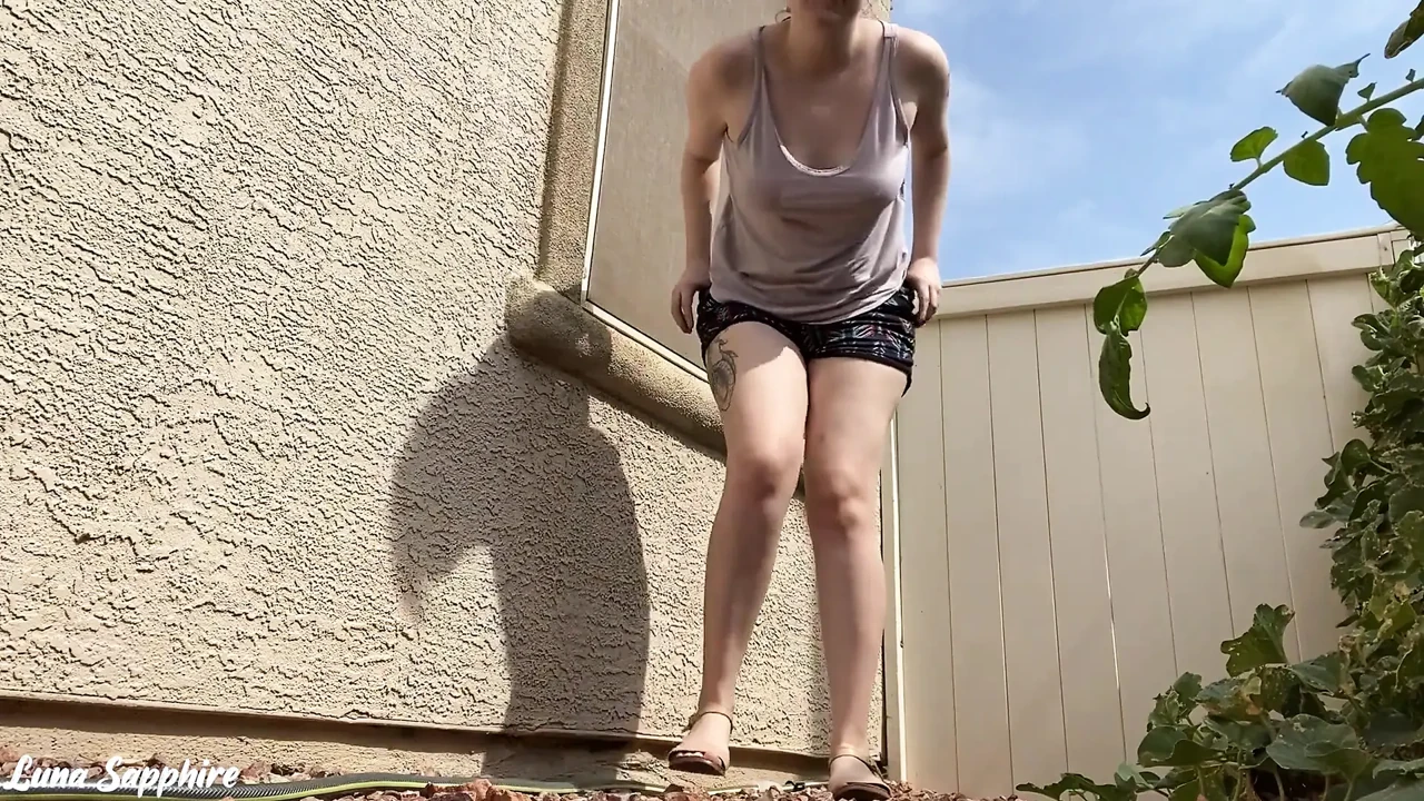Backyard outdoor pee