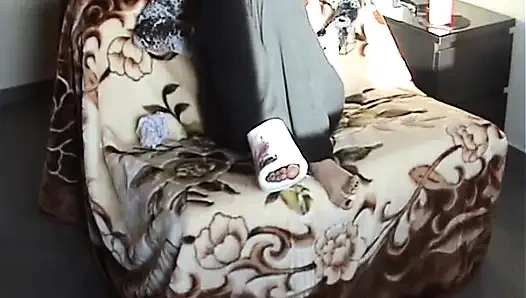 Ich spiele mit meinen beincast und nylonsocken