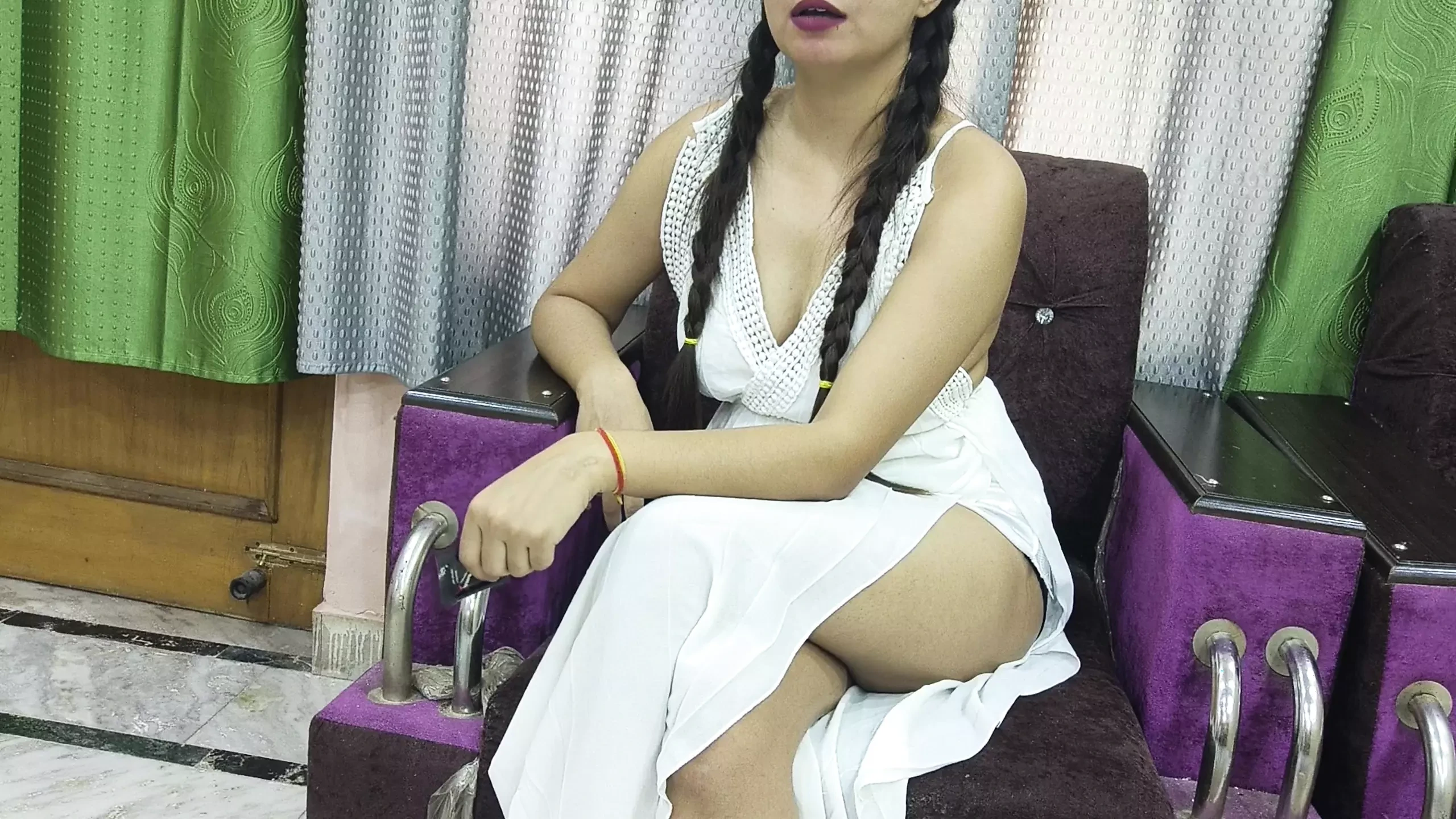继妹和继兄弟睡一张床和粗暴性爱